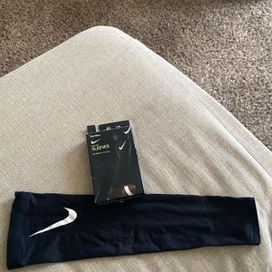 Nike black compression sleeve